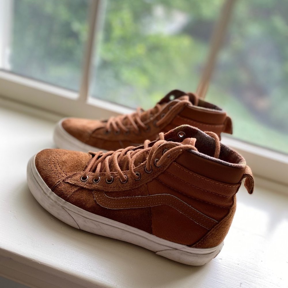 Mens High-Top Vans Shoes